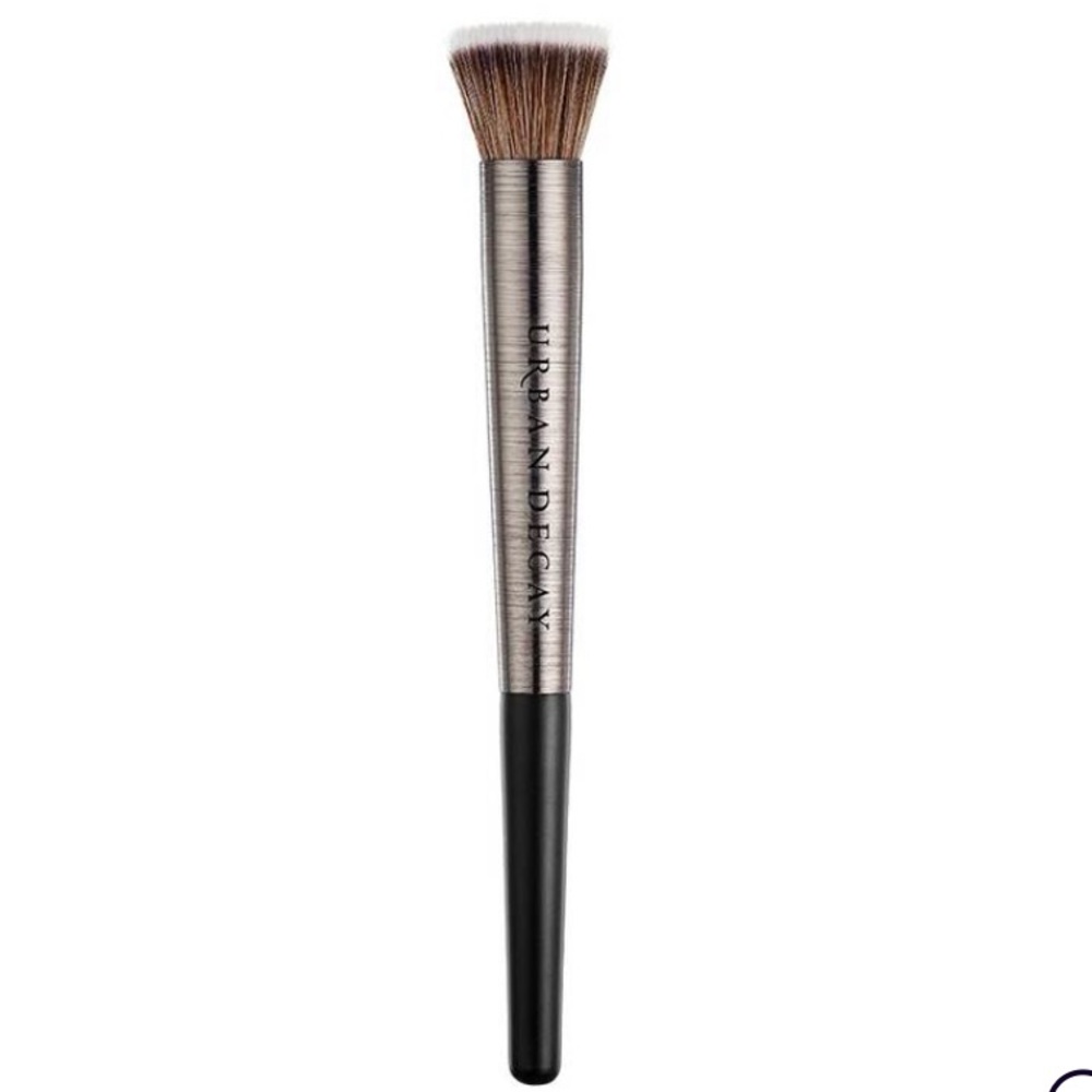 NIB UD Pro Urban Decay Diffusing Highlighter Brush